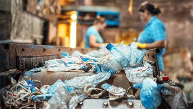 Browse a selection of equipment for organics recycling at Foeth