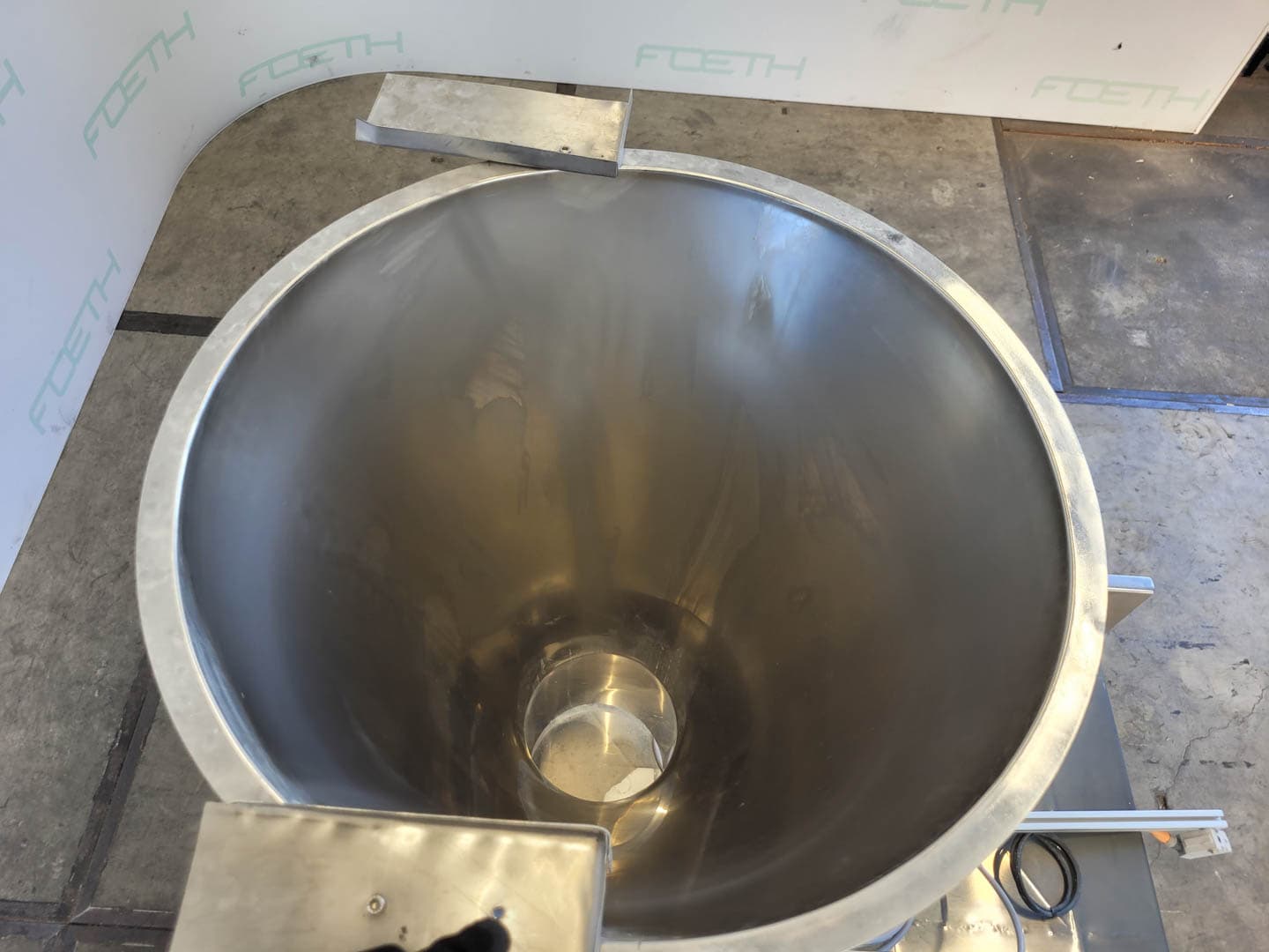 Aviteq KF12-2 - Trilgoot - image 8