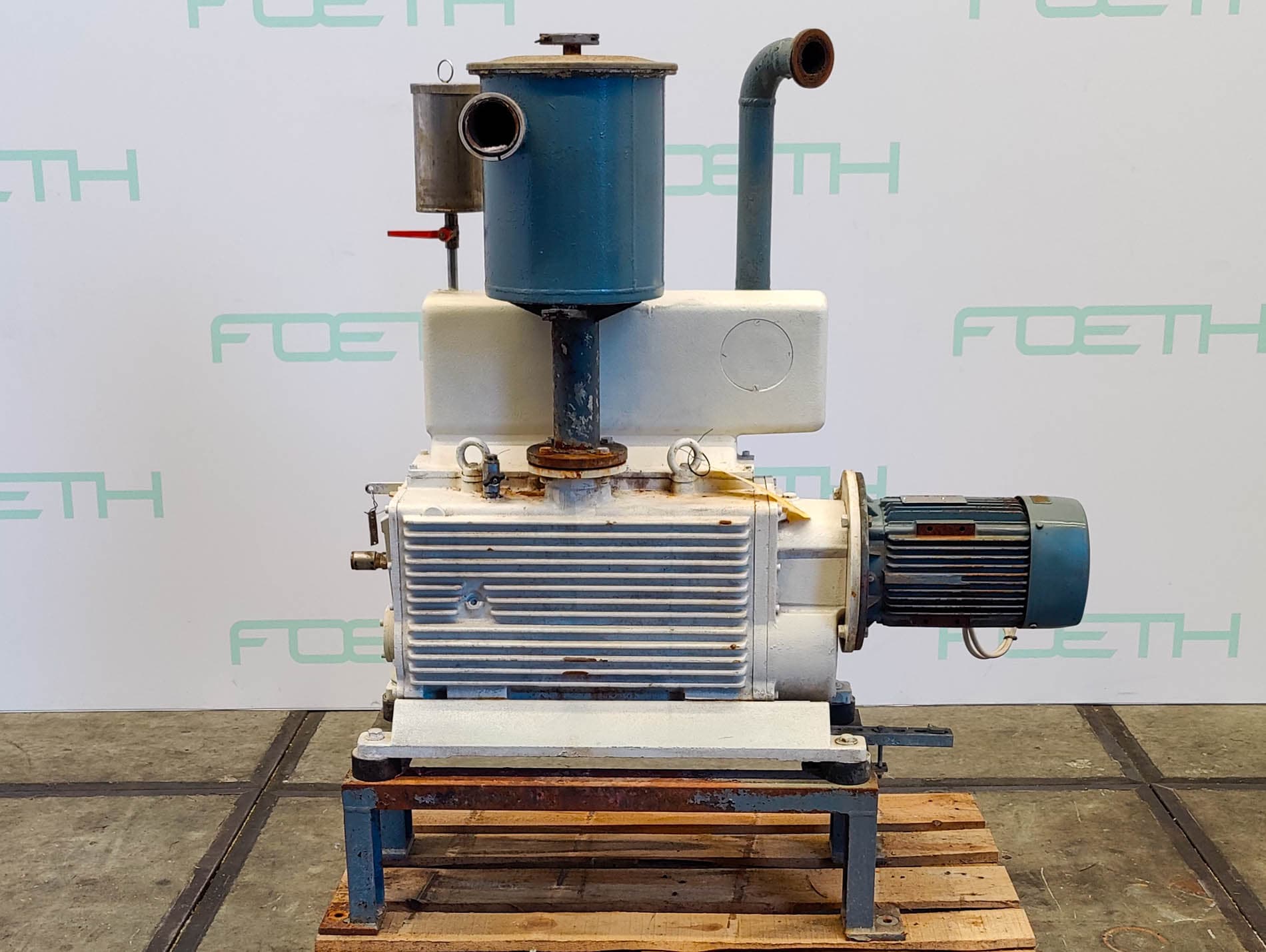 Leybold E250 - Vacuumpomp - image 1