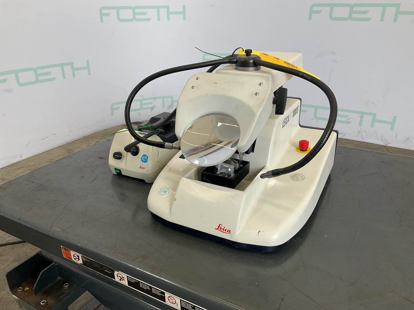 Leica VT 1000 S — Vibrating Blade Microtome - Varie - image 1