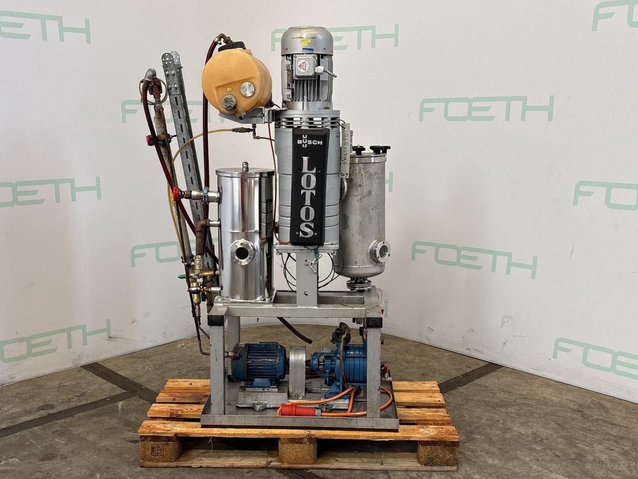 Busch L2 040 - Vacuum pump - image 1