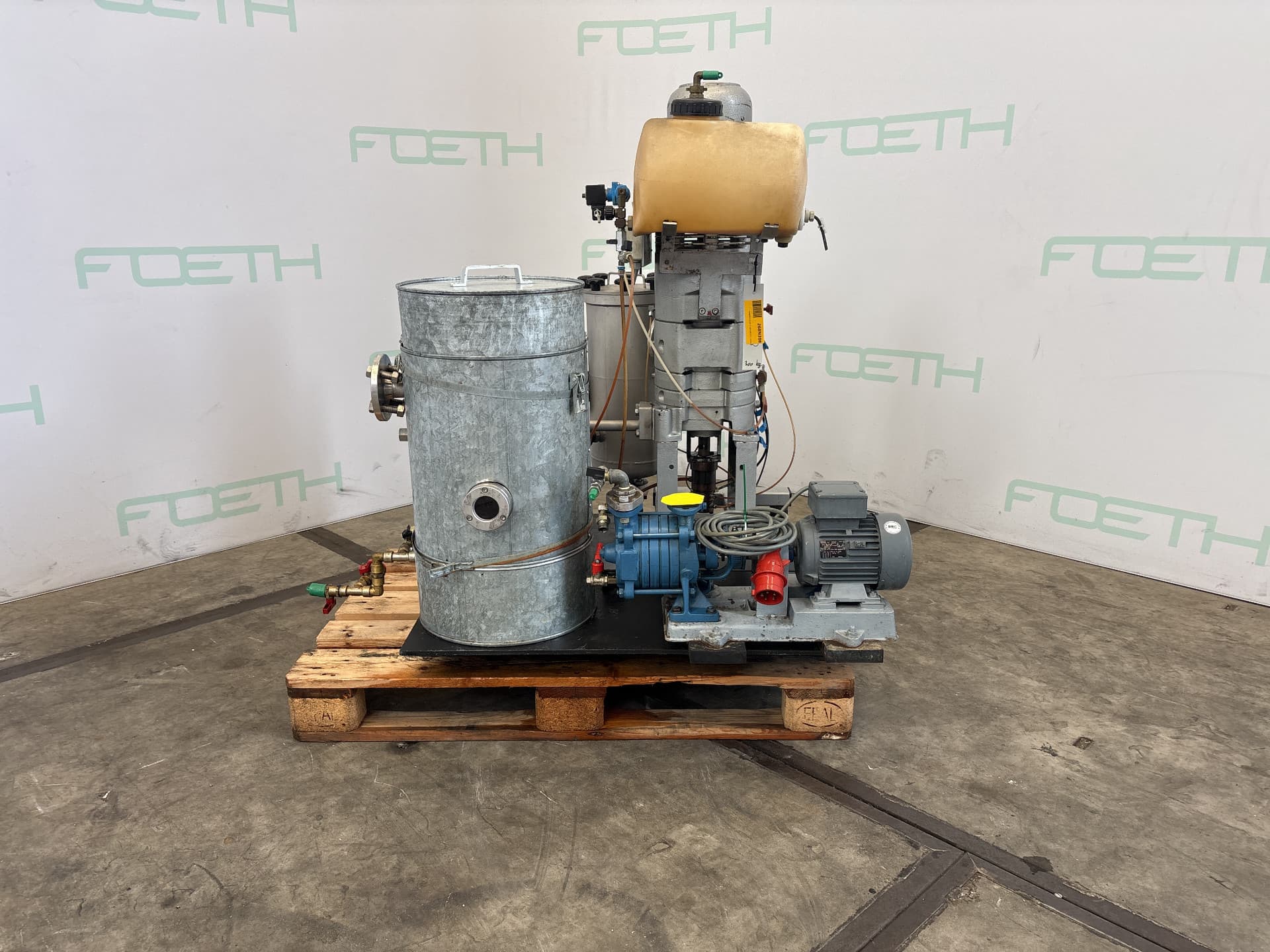 Busch L2 040 - Vacuum pump - image 1