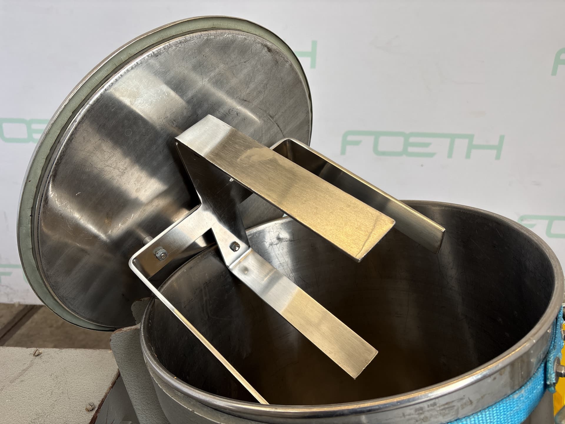Fuchs 100 L - Tuimelmenger - image 4