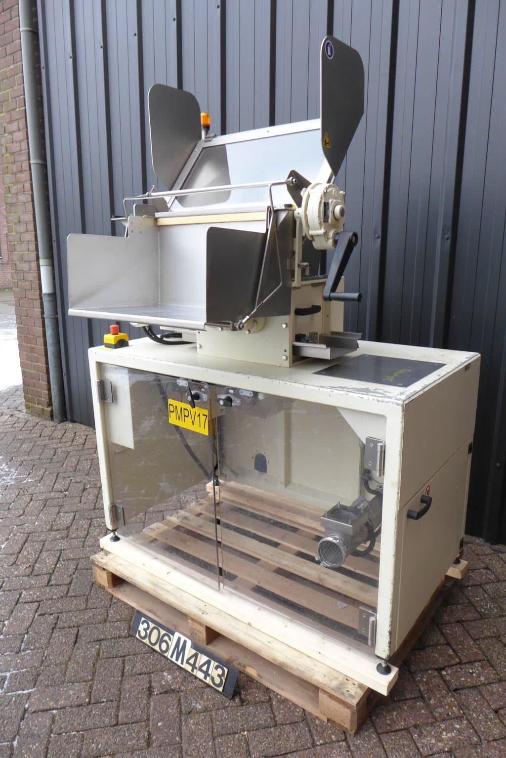 Kusters Venlo - Shredder - image 2