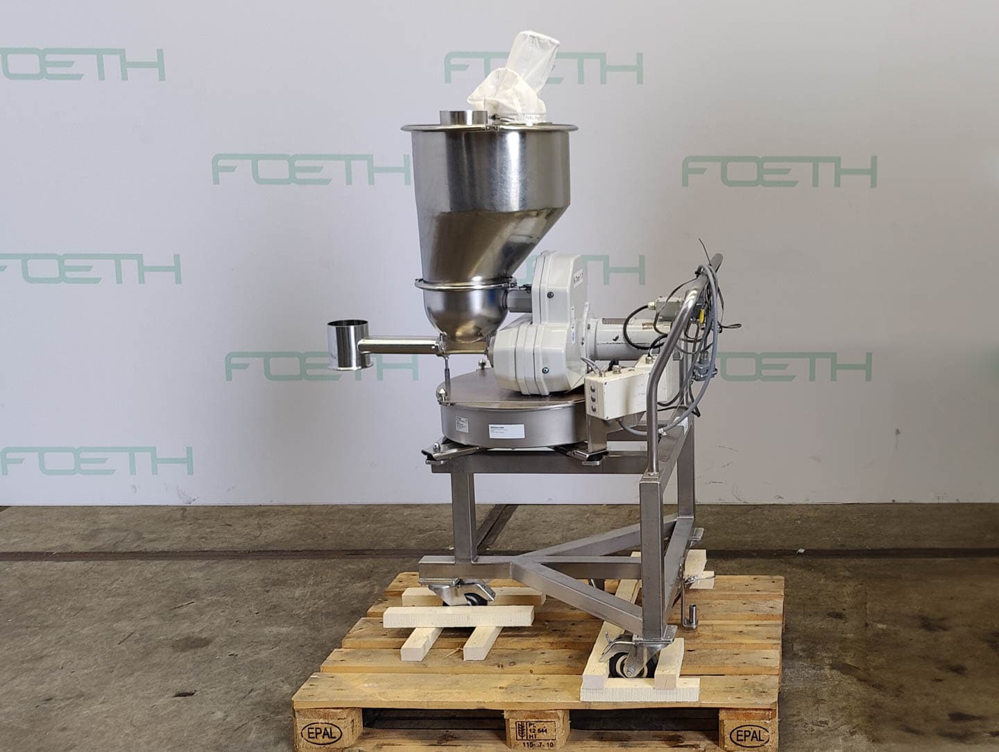 K-tron K2-ML-T35 loss-in-weight feeders - Дозирующий винт - image 1
