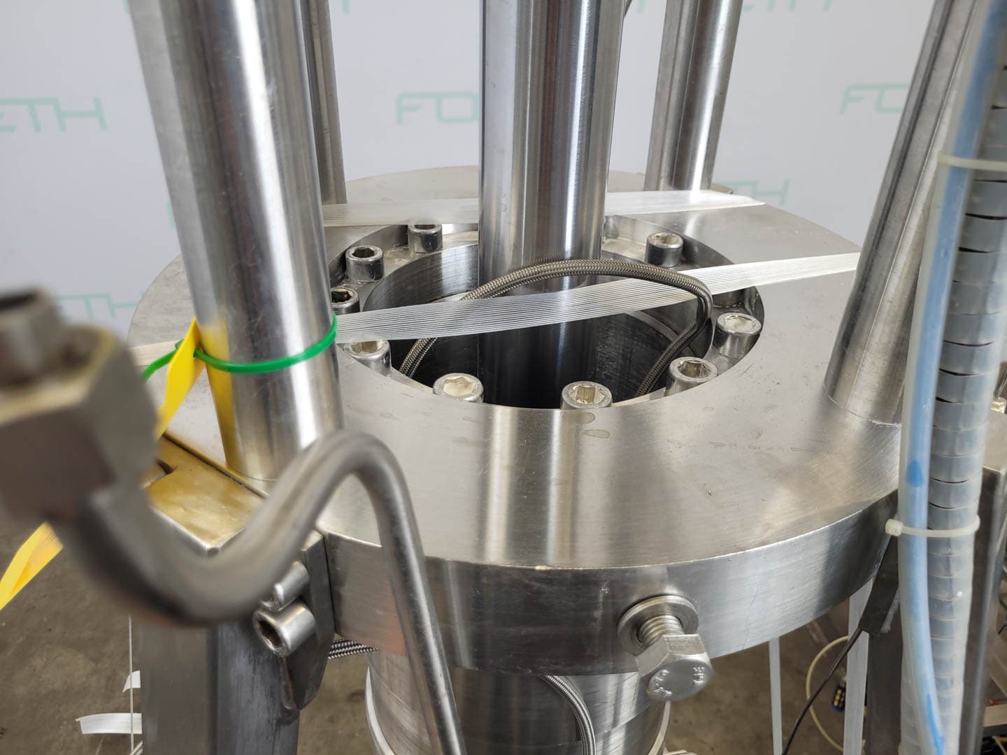 Novasep LC200 x 1000VE70 Preparative High-Performance Liquid Chromatography Column - Экстракторная установка - image 9
