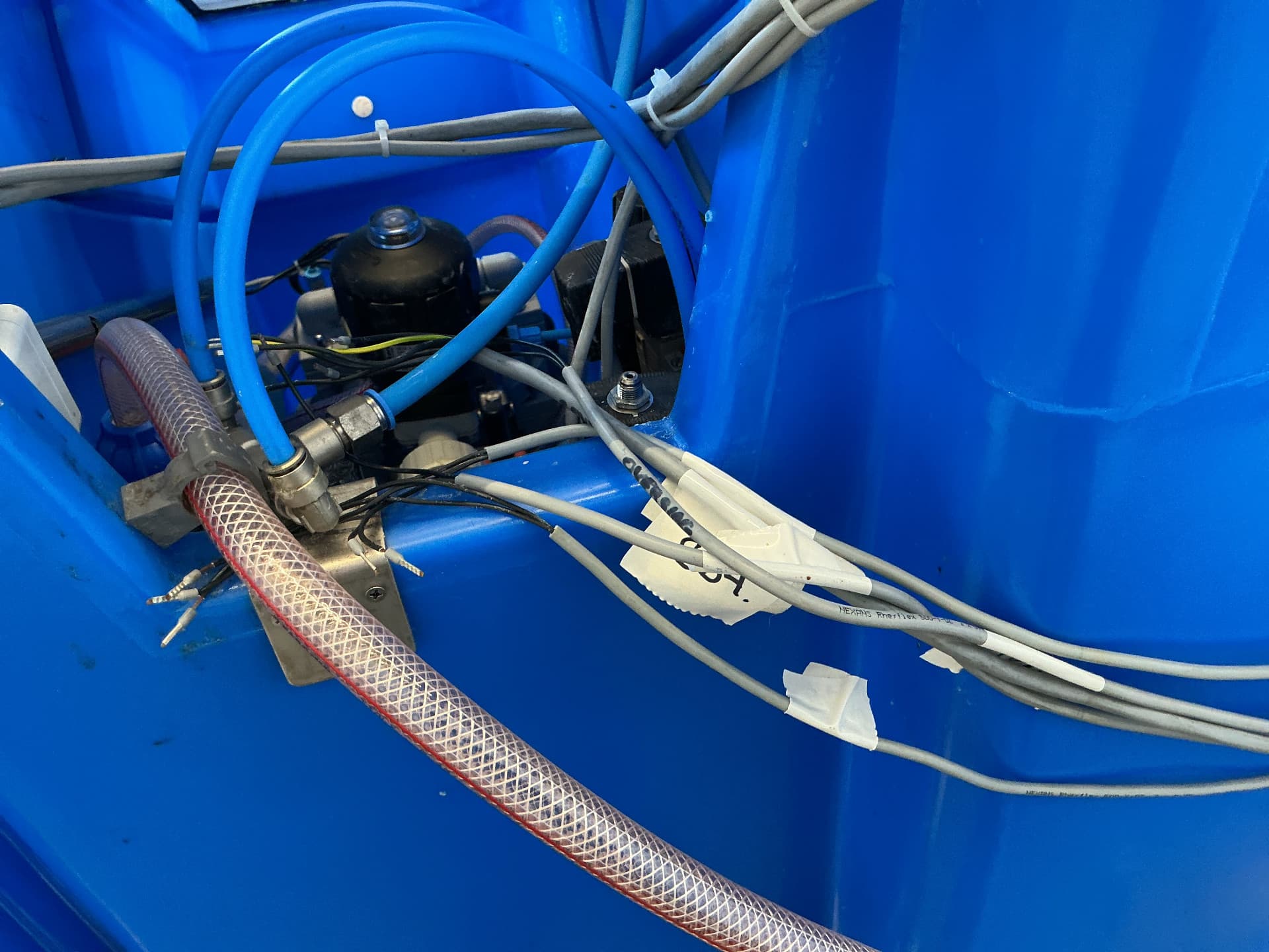 Ecolab Distribution pumps 2x2 - Doseerpomp - image 13