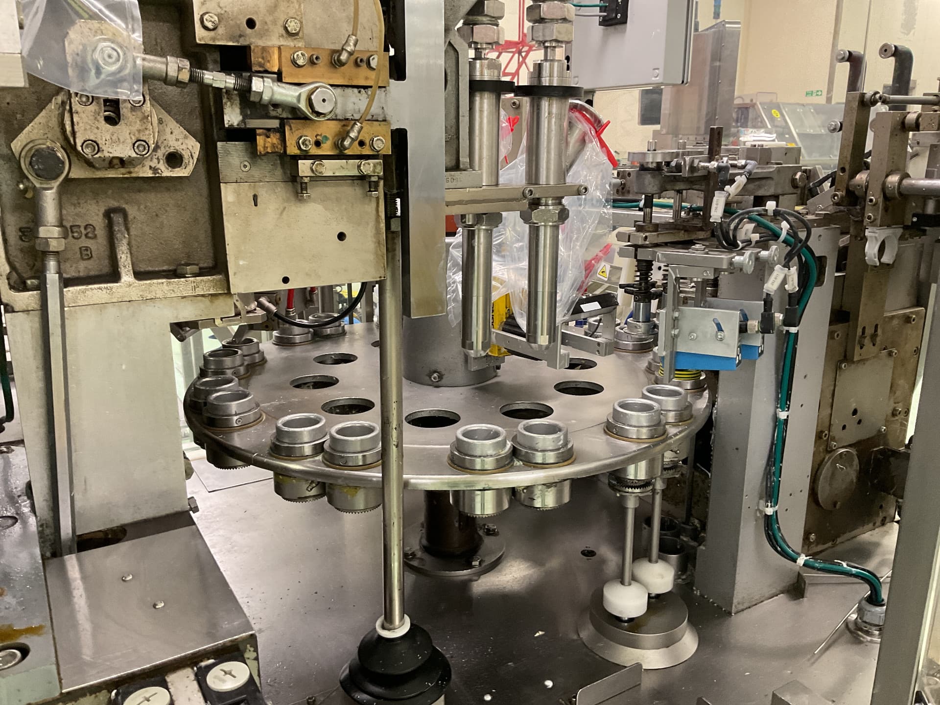 IWKA TFS 30 - Tubevuller - image 6