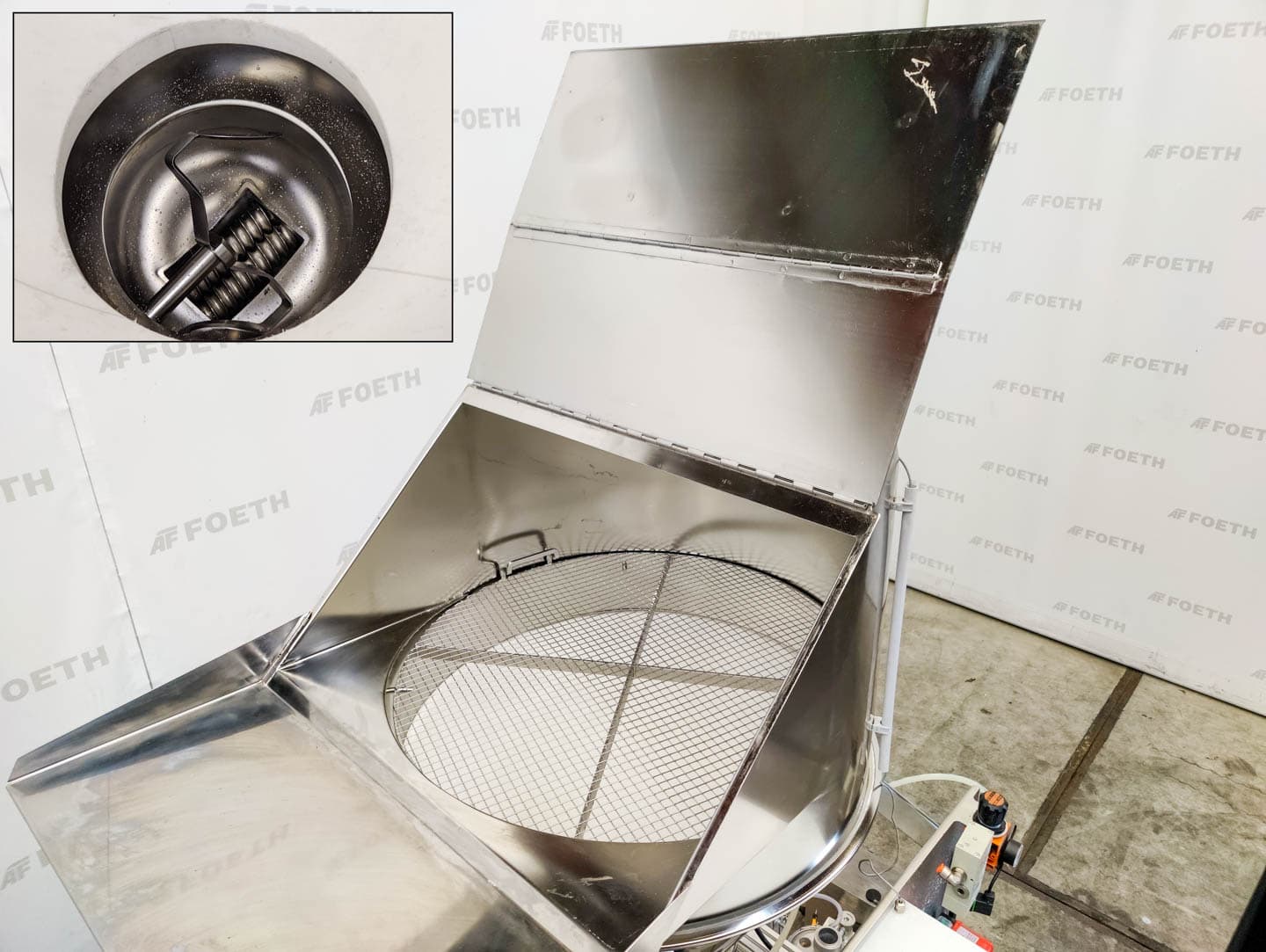 Coperion K2-MV-T35 (with high shear mixer) - Дозирующий винт - image 14