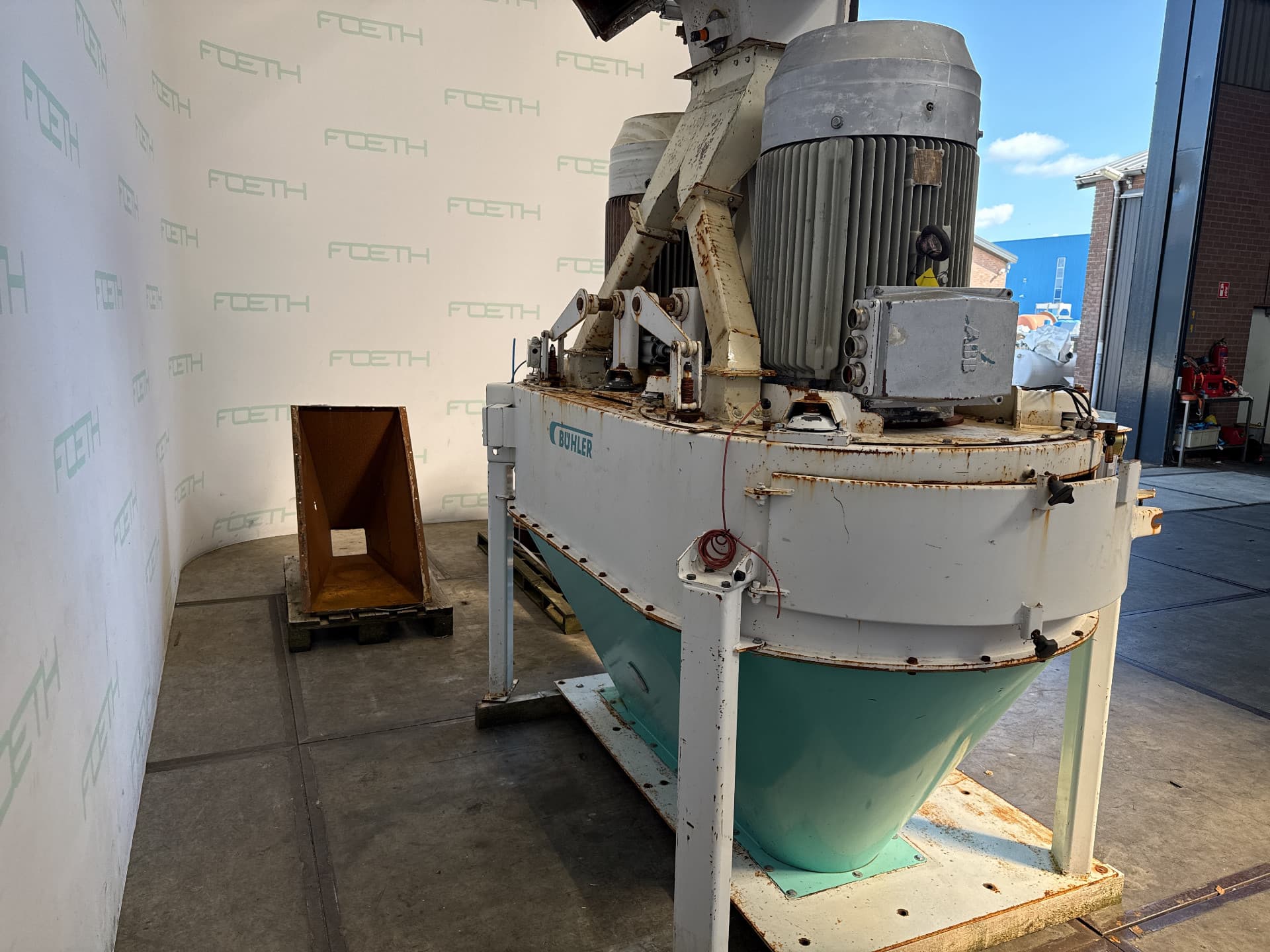 Bühler DFZH-2 with feeder type DFAT-2 - Молотковая мельница - image 14