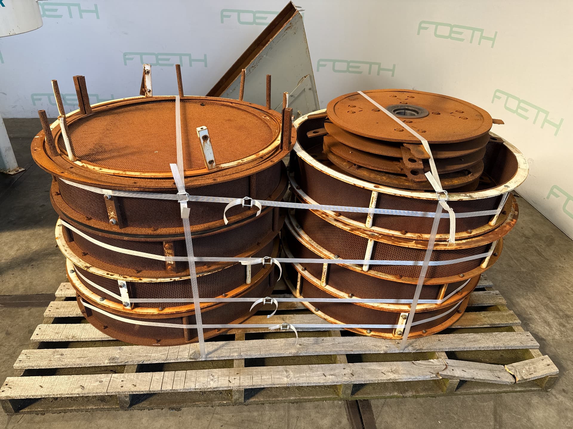 Bühler DFZH-2 with feeder type DFAT-2 - Молотковая мельница - image 15