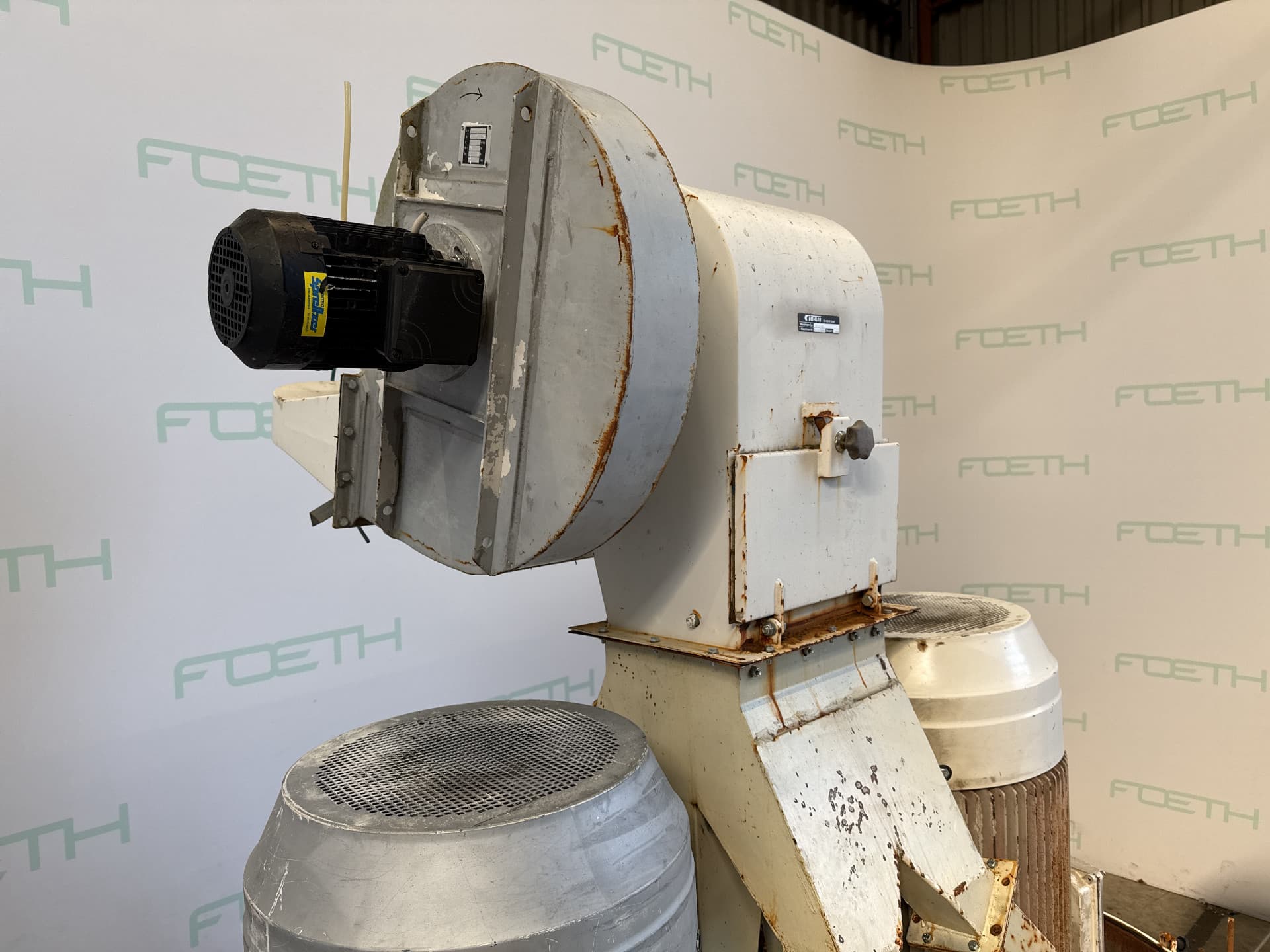 Bühler DFZH-2 with feeder type DFAT-2 - Молотковая мельница - image 11