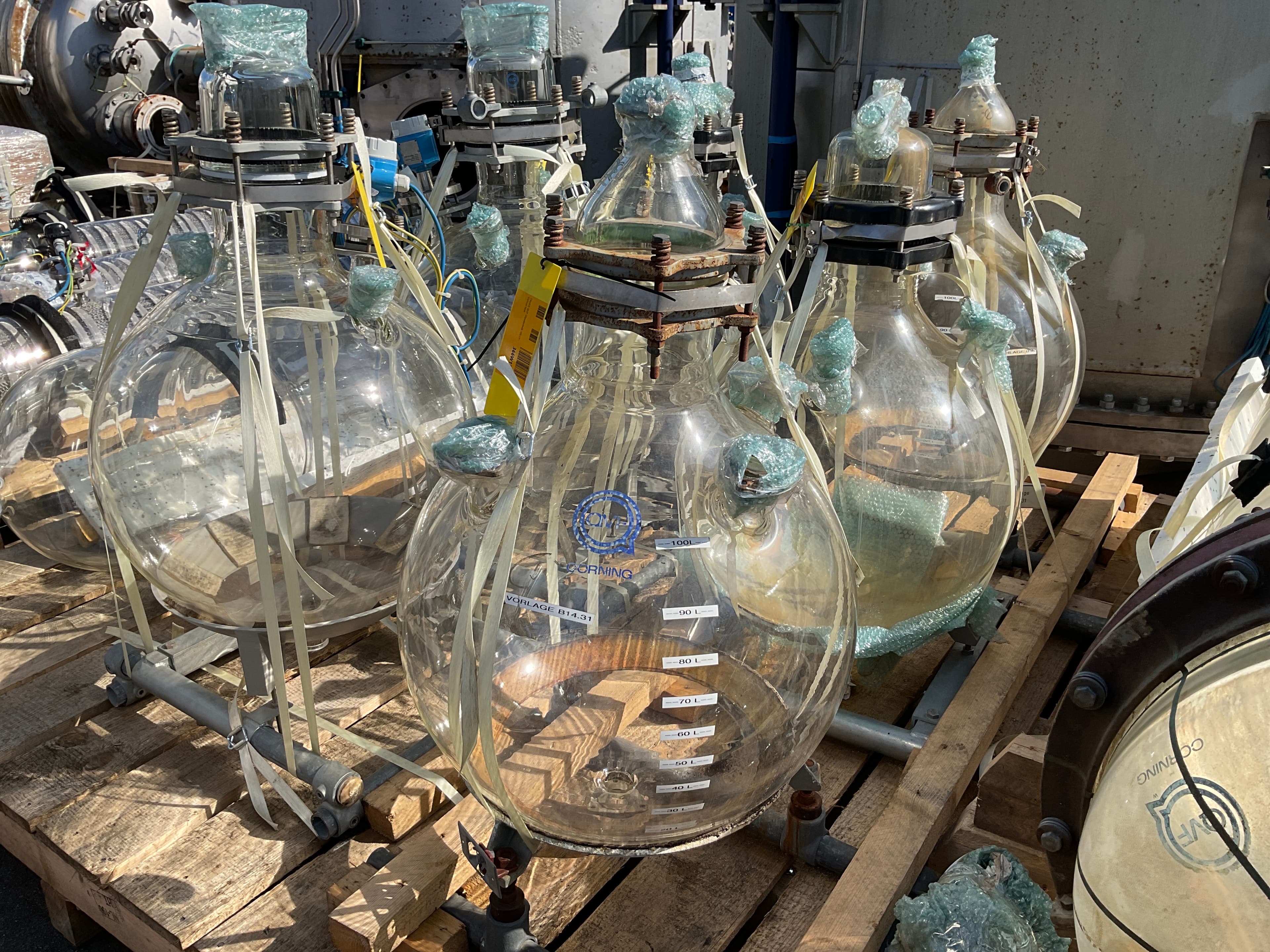 QVF Glasstechnik 100 Ltr - Вертикальный бак - image 1
