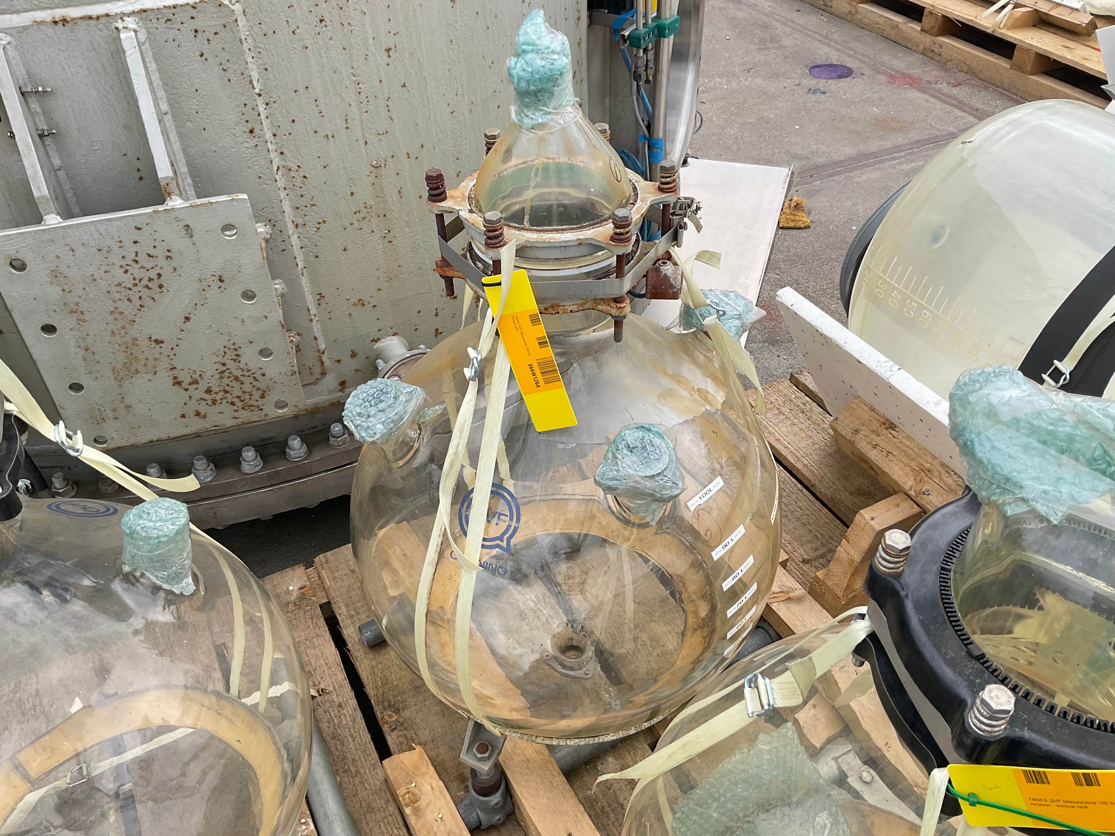 QVF Glasstechnik 100 Ltr - Вертикальный бак - image 1