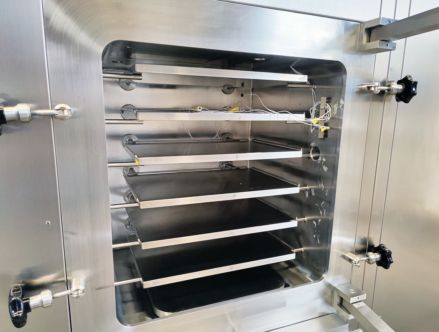 Hof Vakuum- und Kaltetechnik vacuum dryer - Сублимационная сушилка - image 6