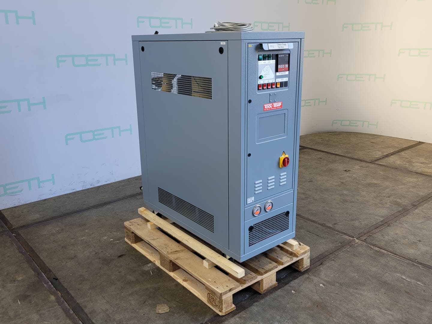 Tool-temp TT-138 N-B4 - циркуляционный термостат - image 1